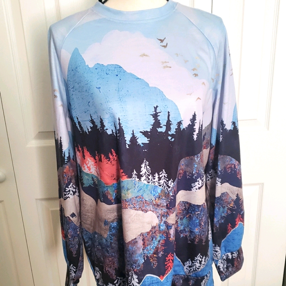 Sweatshirt